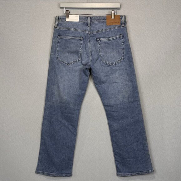 American Eagle Jeans Mens 32x30 Blue Classic Bootcut Airflex Medium Wash Denim - Picture 2 of 14